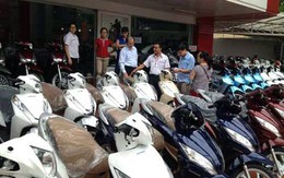 Dân Việt khát vọng ô tô, xe máy sa sút, tương lai co hẹp