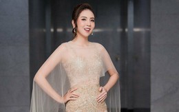 Mai Ngọc gập bụng 300 cái trước khi mặc đầm xuyên thấu