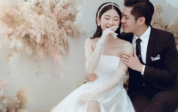 Ngày cưới mẹ dặn: "Khổ thế nào cũng không được ly hôn", 2 năm sau tôi về xin lỗi ai ngờ bà dắt tay ra cổng