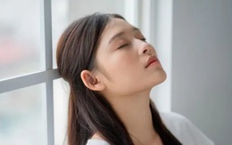 Chồng nói ra nguồn tiền để xây nhà khiến tôi muốn ngã quỵ