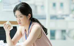 Chị gái trở về sau 5 năm, mẹ nói một câu khiến tôi bật khóc