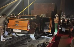 Xe bán tải phi thẳng đuôi ô tô trên cầu Bãi Cháy, tài xế tử vong