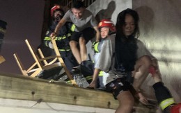 Cháy dữ dội nhà trọ ở Hà Nội, 11 người bị mắc kẹt