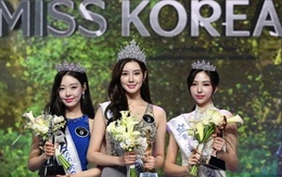 Top 3 Hoa hậu Hàn Quốc 2022 gây tranh cãi vì giống nhau như đúc