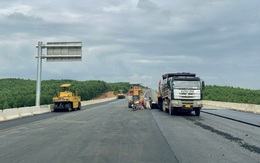 Vì sao cao tốc Cam Lộ - La Sơn “lỡ hẹn” thông xe so với kế hoạch?