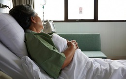 Câu nói phũ phàng của anh chồng khi thấy mẹ về quê