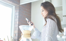 Xót xa khi thấy bố mẹ tôi đang nhảy múa trước mặt cháu trai