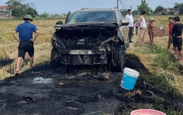 Thực hư thông tin xe Peugeot tiền tỷ cháy rụi vì rơm