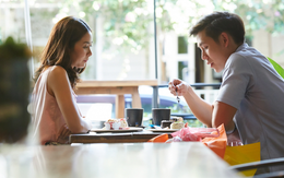 Bàn chuyện cưới hỏi, bạn trai nói một câu mà tôi muốn hoãn cưới