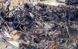 Cháy lớn trong đêm thiêu rụi 20 xe máy và xe đạp điện ở Bình Định