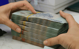 Chăm mẹ chồng 1 năm, em dâu họp gia đình rồi đưa tôi 400 triệu