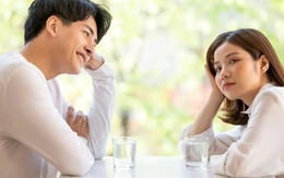 
Chán nản khi biết lý do anh ấy chọn tôi làm vợ