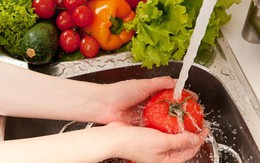 5 cách siêu đơn giản để loại bỏ thuốc trừ sâu khỏi rau củ quả