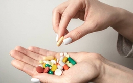 
Nguy hiểm khó lường khi thấy bệnh thuyên giảm đã đột ngột ngưng thuốc