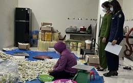 Hà Nội: Phát hiện xưởng sản xuất bánh gạo giả nhãn hiệu Nhật Bản