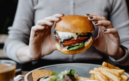 Nguy cơ mất trí nhớ có thể tăng lên nếu bạn ăn những thực phẩm này