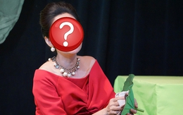 Nữ diễn viên Việt U50 vẫn bán xe hơi để học thạc sĩ: Nghèo khó cũng không bỏ nghề, cách sống đáng nể