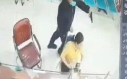 Giây phút đối tượng dùng súng cướp ngân hàng ở Đồng Nai