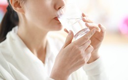 Trời lạnh, 6 thời điểm "vàng" này cần bổ sung nước, dù lười đến mấy cũng không được bỏ qua