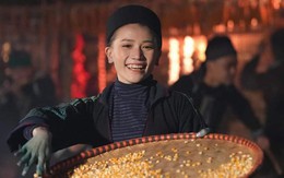 Nét duyên dáng của các cô gái Mông trong The Mong show