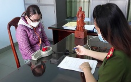 'Nữ quái' vừa ra tù, vào tiệm vàng trộm dây chuyền và nhẫn