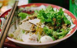 Bảng giá hủ tiếu khiến khách hàng nhìn đã muốn 'phát lú'