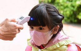 Nên để trẻ tiếp tục học nếu không tiếp xúc gần F0 trong lớp