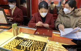 Lãi 6 triệu đồng/lượng trong 2 tháng, buôn vàng dày túi tiền