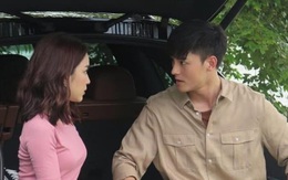 Bố vợ trao 50 cây vàng ngay trong lễ cưới, thế nhưng việc làm ngay sau đó của ông khiến tôi tức giận ném ly rượu xuống đất