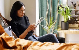 Căn hộ 40m² cũ kỹ được cải tạo thành không gian màu xanh lá ngập tràn sức sống của cô gái 29 tuổi