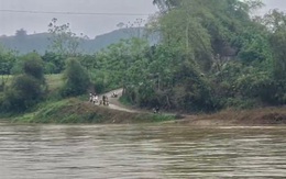 Tuyên Quang: Tìm thấy thi thể người mẹ trong vụ lật đò trên sông Gâm