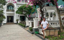 NSƯT Quang Tèo giới thiệu vườn cây có giá trị trong căn biệt thự tiền tỷ ở Thạch Thất