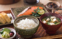 3 kiểu ăn cơm giúp hạ đường huyết, chống béo phì rất hiệu quả của người Nhật: Người Việt hẳn sẽ tiếc nuối vì chưa biết để áp dụng