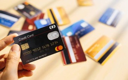 Cảnh giác với lời mời rút tiền mặt từ thẻ tín dụng