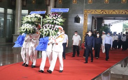 Rưng rưng nước mắt trước những tâm sự trong ngày sinh nhật ông Lê Hòa Bình
