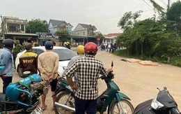 Hai cha con đi xe máy tử vong sau cú tông bất ngờ của ô tô tải