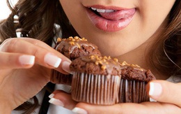 Những lý do gây cơn thèm đồ ngọt và cách kiềm chế