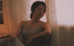 Ôm bụng đi sinh một mình, thấy người này tôi nhịn cơn đau che mặt chạy trốn 