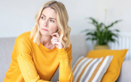 Sau 30 năm hôn nhân chồng bỗng dưng đòi ly dị, lý do đằng sau nhiều ẩn ức