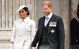 Lý do Harry, Meghan ít xuất hiện trước công chúng ở Đại lễ