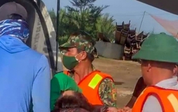 Để lại sổ hộ khẩu, người phụ nữ nhảy cầu Cửa Đại