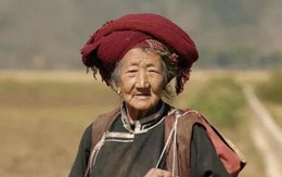 Cụ bà 107 tuổi vẫn trẻ như 60 tuổi, bí quyết sống thọ là 2 kiểu ăn uống đơn giản