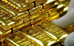 Vàng trong nước giảm nhẹ, vàng thế giới đứng giá