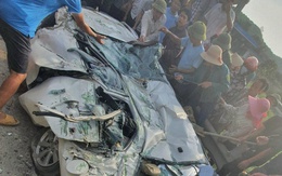 Vụ xe tải đè xe con làm 3 người tử vong: Hé lộ nguyên nhân qua lời khai ban đầu của tài xế