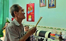 Cụ ông bán ve chai bật khóc gặp lại người thân sau hơn 40 năm