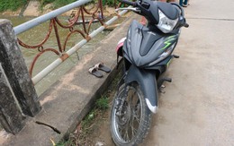 Người phụ nữ nhảy cầu tự tử bỏ lại con thơ