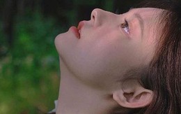 Đêm tân hôn, tôi ôm những món quà dì ruột tặng mà bật khóc nức nở