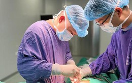 Tiêm filler tạo ‘ngực khủng’, một phụ nữ áp xe vú nặng, chảy mủ