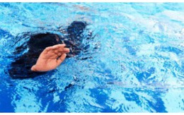 Bé 3 tuổi tử vong do đuối nước trong bể bơi mini tại nhà