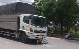 Người phụ nữ bị cuốn vào gầm xe tải ở TP Thủ Đức